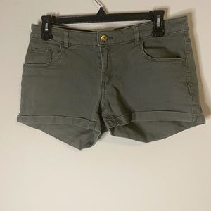 H&M Shorts Women's Size 6